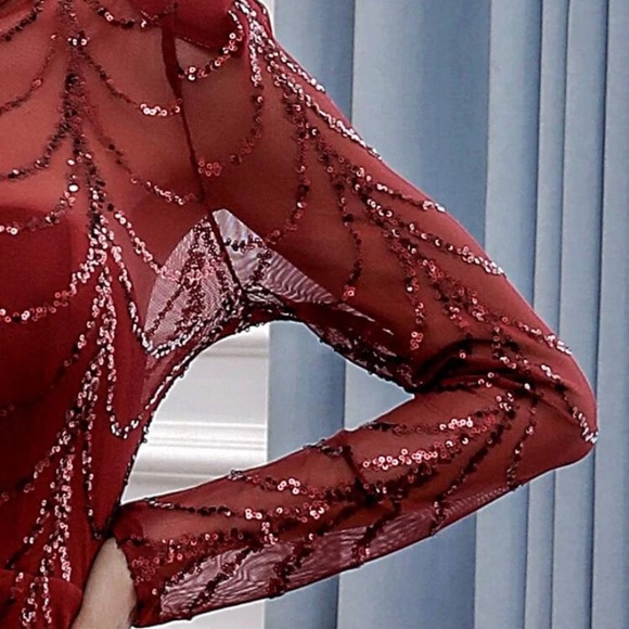 Dress - Picture 6 of 6